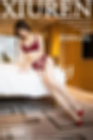 [XiuRen]秀人网 2019.09.17 No.1683 古典韵味旗袍现代丝袜内衣写真