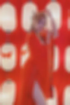 白嫩欧派越南DJ小姐姐纤腰长腿甜美风情私房美照