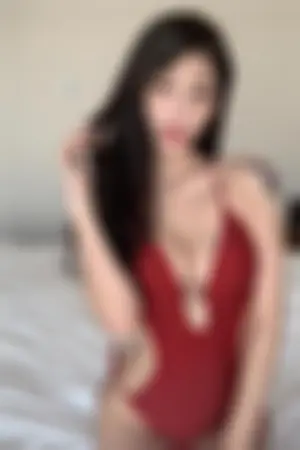 台湾妹子曈曈儿 惊人上围超不科学