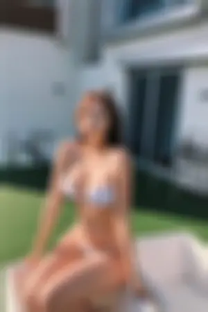 韩国正妹Choi Somi，身材曲线很不科学