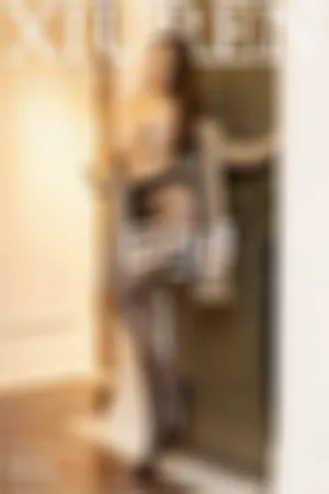 [XiuRen]秀人网 2020.05.20 No.2268 大衣黑丝血滴子大尺度写真