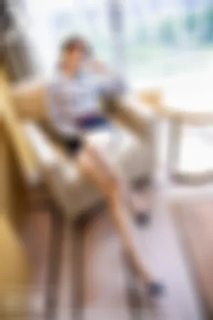 [XIAOYU]语画界 2020.07.09 VOL.322 职业空乘制服系列朦胧丝袜美腿