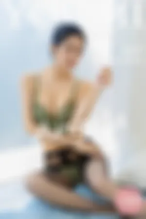 [YOUMI]尤蜜荟 2020.07.16 VOL.487 大理旅拍极致黑丝芊芊秀腿