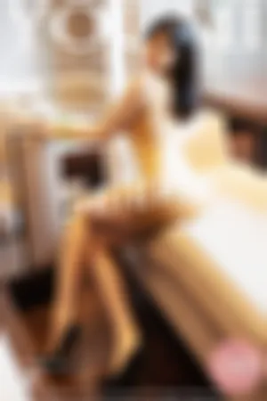 [YOUMI]尤蜜荟 2020.09.16 VOL.528 西双版纳旅拍肉色紧身连衣礼裙