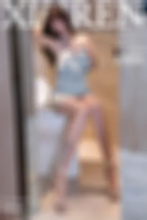 [XiuRen]秀人网 2020.11.04 No.2740 典雅的吊裙与朦胧丝袜