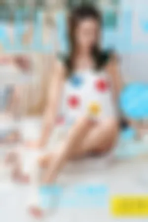 [Kelagirls]克拉女神 2020.11.15 萌妹の毛拖鞋