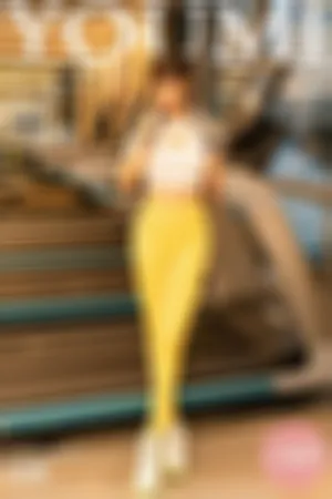 [YOUMI]尤蜜荟 2020.12.17 VOL.573 健身房内黄色紧身裤运动内衣