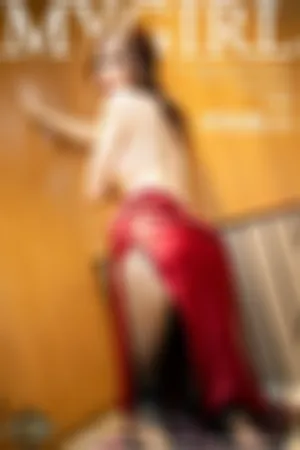 [MyGirl]美媛馆 2020.12.25 VOL.471 圣诞主题半脱露无内黑丝裤袜