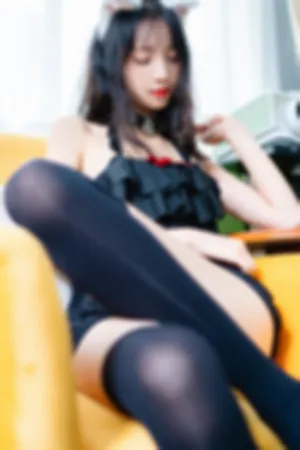 [WeiboGirl]微博红人 2020.12.09 猫尾私房写真