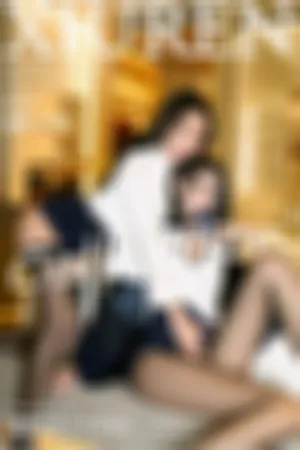 [XiuRen]秀人网 2020.12.31 No.2961 高挑美女空姐职业制服双飞