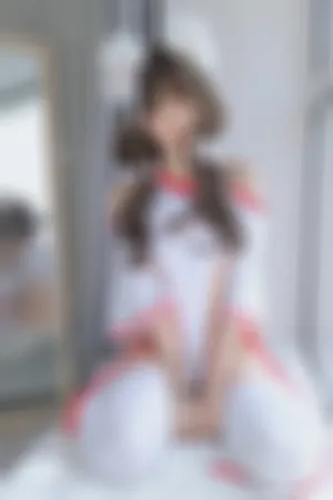 [WeiboGirl]微博红人2020.10.29 神社饲养的小狐狸