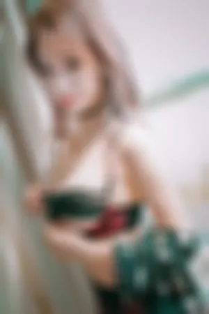 [WeiboGirl]微博红人 2020.08.26 黑色和风睡衣