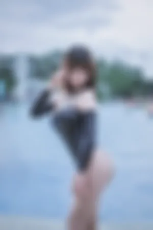 [WeiboGirl]微博红人 2019.11.23 黑色乳胶泳衣