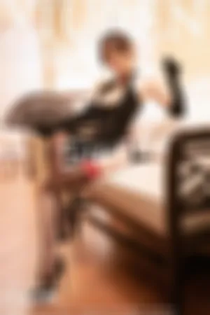 [XiuRen]秀人网 2021.01.25 No.3041 古典黑色贵妇装扮_魅惑黑丝_半脱无内私房