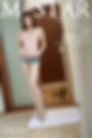 [MFStar]模范学院 2021.02.02 VOL.452 三亚旅拍_超短牛仔裤_粉色死库水_半脱无内私房