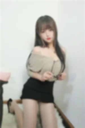 [WeiboGirl]微博红人 2021.01.02 肉色丝袜