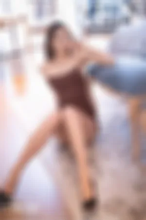 [XiuRen]秀人网 2021.03.08 No.3174 褐色吊裙