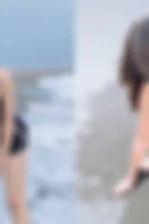 台湾野性护理师_沙滩性感照_IG生活照