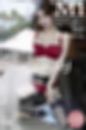 [Youmi]尤蜜荟 2021.04.01 VOL.625 厦门旅拍_旗袍蕾丝吊袜猩红镂空内衣