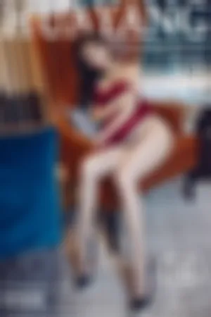 [HuaYang]花漾show 2021.05.12 VOL.402 吊裙_丝袜_美腿