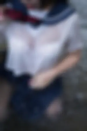 [WeiboGirl]微博红人 2021.05.08 湿身JK水下版