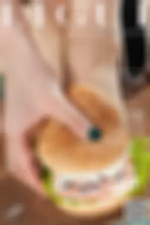 [LIGUI]丽柜 2021.08.04 香丝汉堡