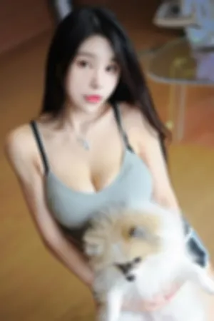 救救衣服！韩国网红Zzyuri美照赏 完美身材难以招架