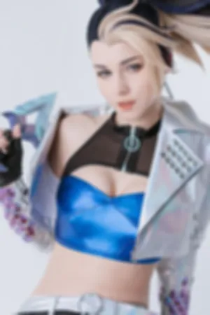 2B的蜜桃臀超诱人！俄罗斯美女Coser shirogane美照