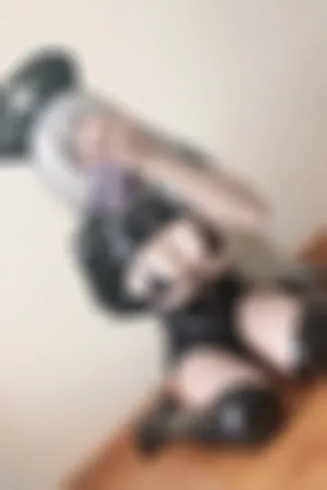 [WeiboGirl]微博红人 暗黑护士自拍