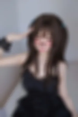 [WeiboGirl]微博红人 黑色短裙