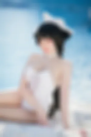 [WeiboGirl]微博红人 高雄泳装