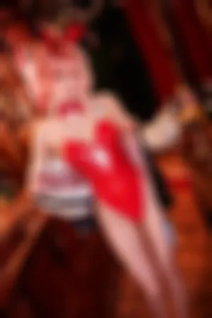 [WeiboGirl]微博红人 兔女郎装扮性感红色 美甘尼禄