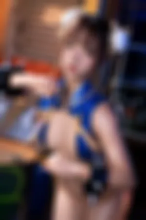 [WeiboGirl]微博红人 春丽主题性感春丽装扮露油亮肌肤 街头霸王