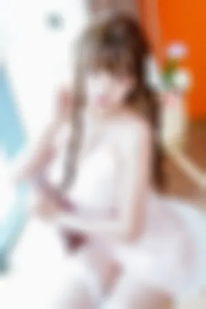 [WeiboGirl]微博红人 性感粉色蕾丝吊带裙 小羊睡衣