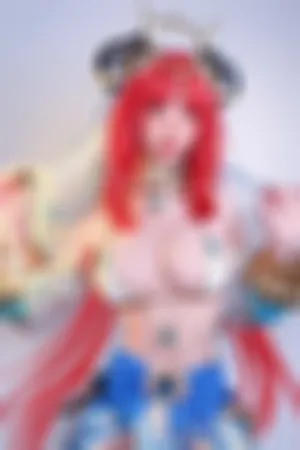 [WeiboGirl]微博红人 红发牛魔王装扮半脱 07月套图Fantia