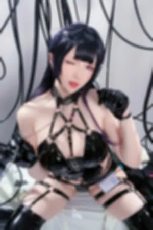 [Cosplay]角色扮演 黑色 皮质 情趣 Nikke 米哈拉