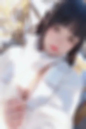 [WeiboGirl]微博红人 户外雪地白色针织服饰露豪乳 雪地少女