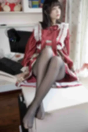 [WeiboGirl]微博红人 性感红色吊裙超薄黑丝 红色Lolita黑丝