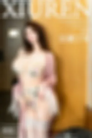 [XiuRen]秀人网 2023.08.09 No.7203 丝绸睡衣 鲜花情趣内衣