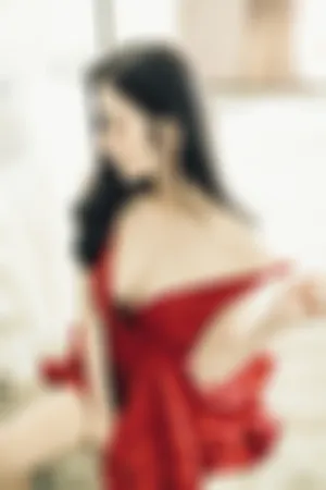 [FuLi]米友福利 不止黑丝 A套 红色礼服