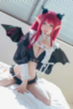 [Cosplay]角色扮演 黑色内衣系列 更衣人偶坠入爱河