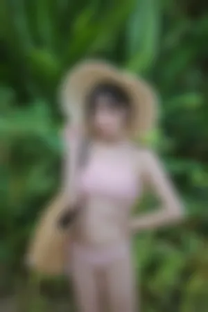 [WeiboGirl]微博红人 海边沙滩 粉色泳衣