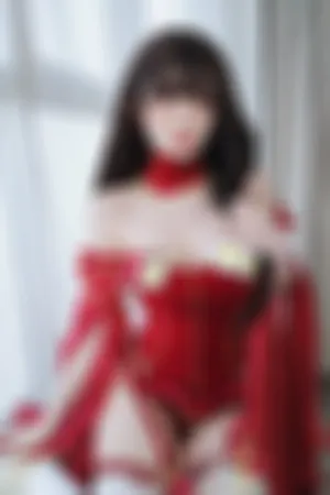 [Cosplay]角色扮演 红色礼服