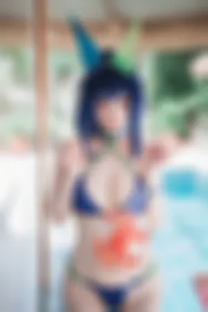 [WeiboGirl]微博红人 户外泳池 碧蓝航线 花园