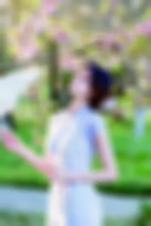 樱桃花丛中 花色旗袍 旗袍