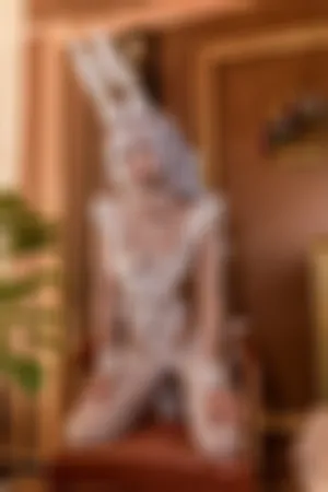 [WeiboGirl]微博红人 性感 白色皮质连体衣 白丝裤袜 恶毒白兔