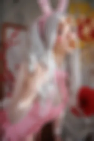 [Cosplay]角色扮演 粉色 皮质连体衣 白丝网袜 兔年兔兔