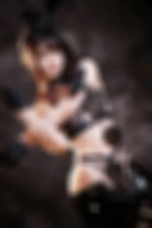 [Cosplay]角色扮演 黑色 皮裤 半脱 战术护目镜图