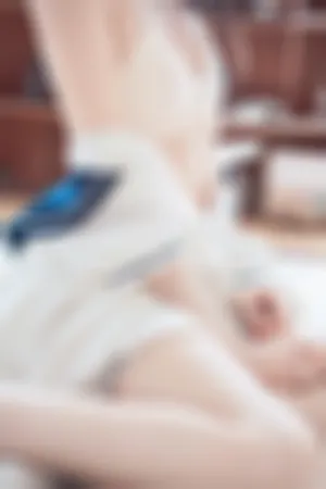 [WeiboGirl]微博红人 清凉学生制服 白色船袜 盛夏服