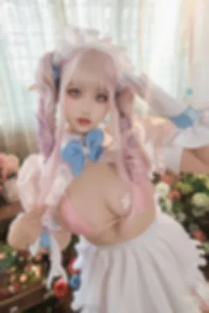 [Cosplay]角色扮演 粉色内衣 普利茅斯女仆